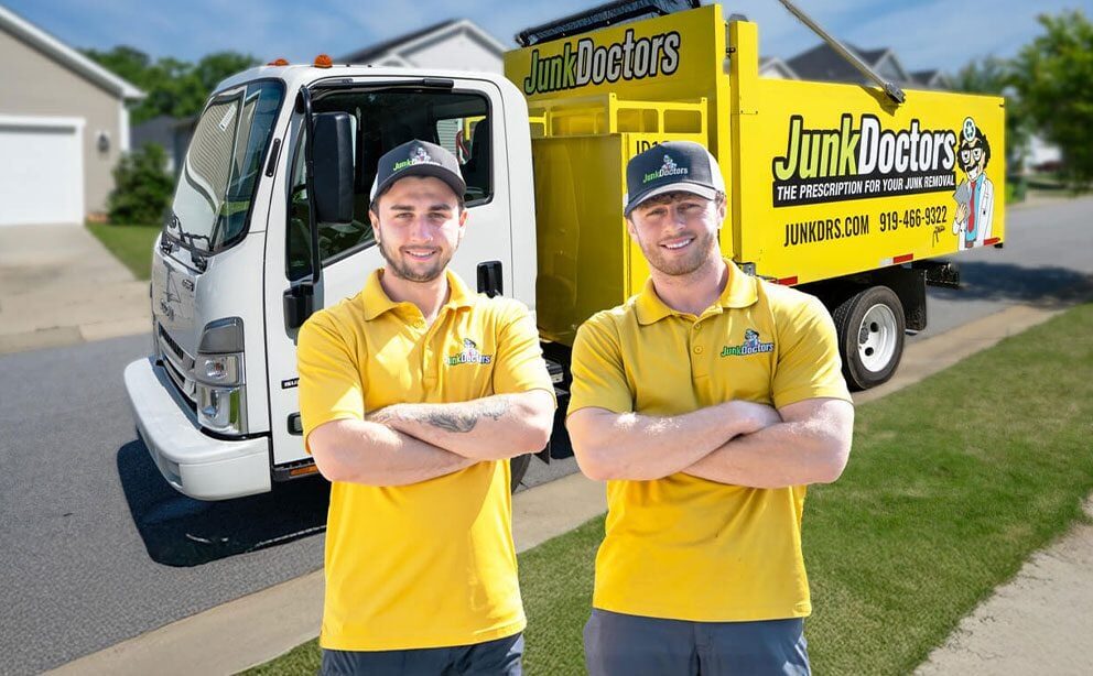 Junk Doctors crew serving Raleigh